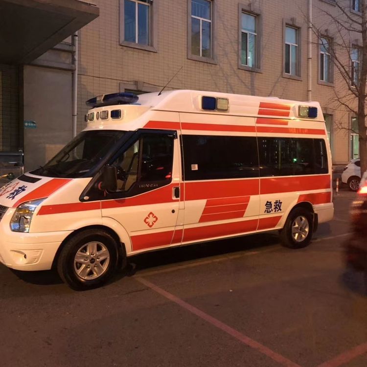 淇县夜间租赁救护车护送病人转院：安全转运的 8 大核心注意事项